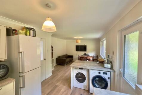 Kitchen to Dining Area.jpg