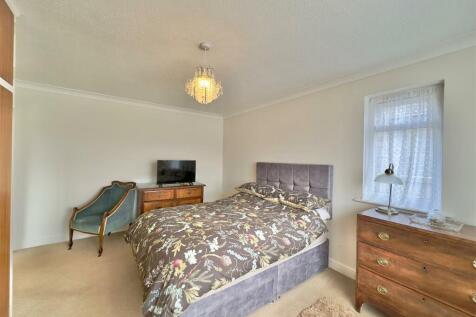 Bedroom.jpg