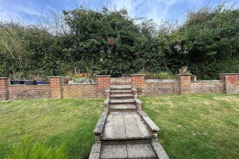 Rear Garden 2.jpg