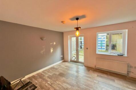 Living Room.jpg