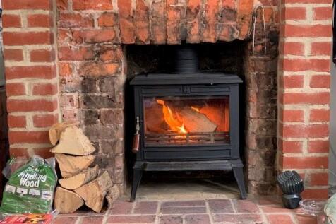 Log Burner.jpg