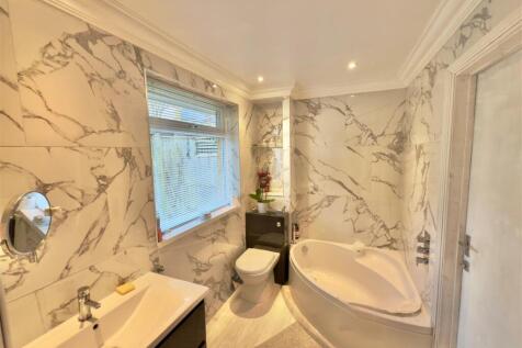 Ensuite.jpg