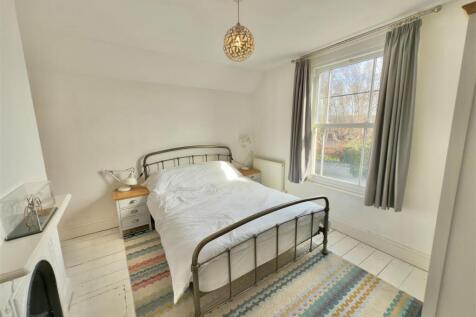 Bedroom One.jpg