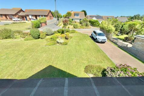 Front garden.jpg