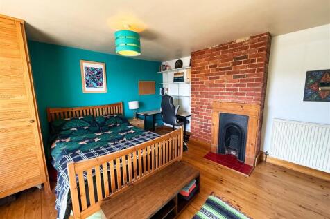Bedroom Two.jpg