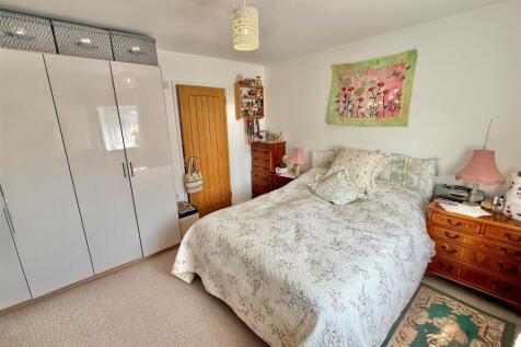 Bedroom One.jpg