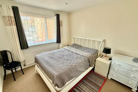 Bedroom One.jpg