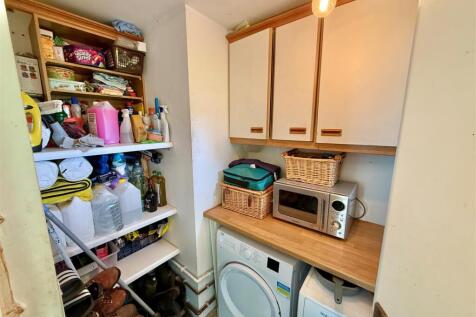 Utility Room.jpg