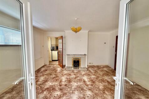Living Room.jpg
