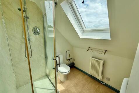 Shower Room.jpg