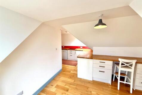 Kitchen Entrance.jpg