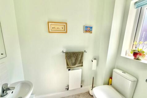Ground Floor Cloakroom.jpg