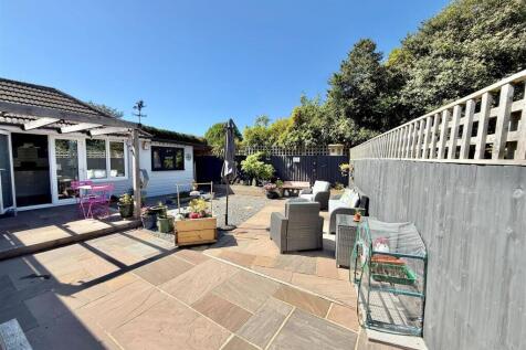 Rear Garden 2.jpg