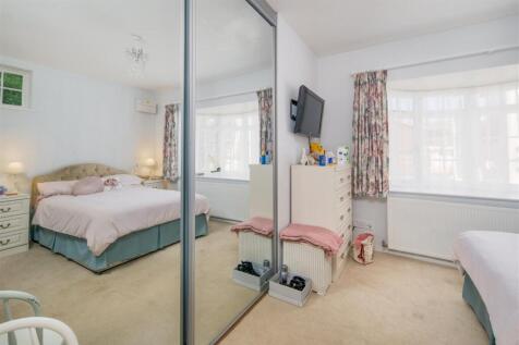 Down Cottage Bedroom 1