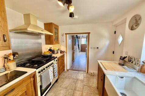 Kitchen 3.jpg