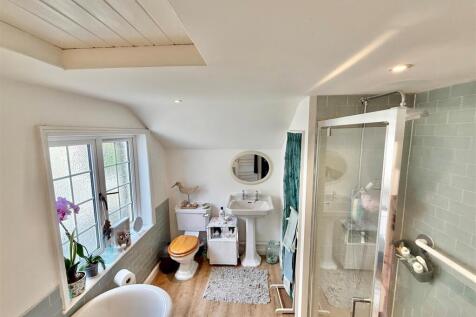 Bath and Shower Room 1.jpg