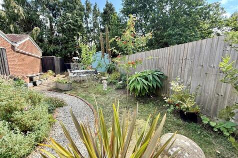 Rear Garden 4.jpg