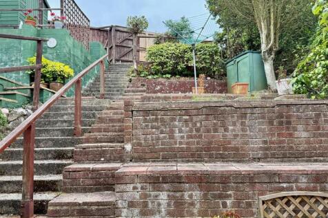 Rear Garden 3.jpg