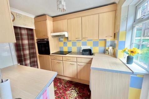 kitchen 1.jpg