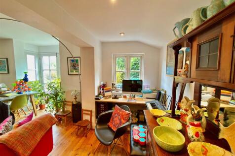 Sitting and Dining Room 2.jpg
