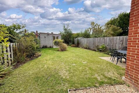 Rear Garden 2.jpg
