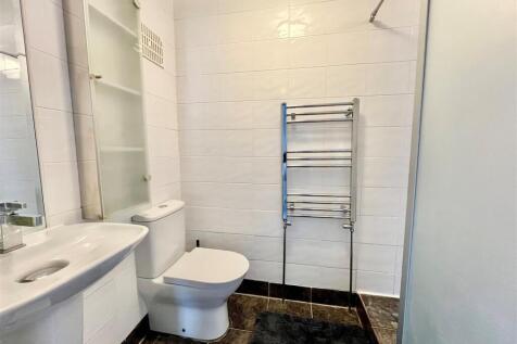 Ensuite Shower Room