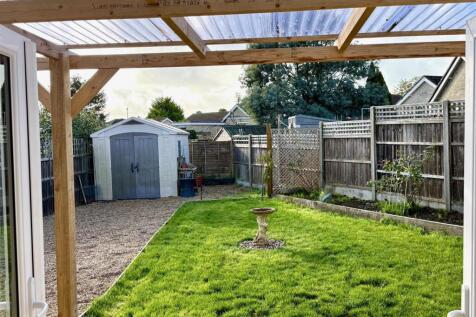 Kitchen to Garden.jpg