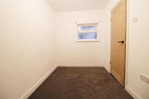 Bedroom 3 / Study