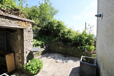 Rear Courtyard