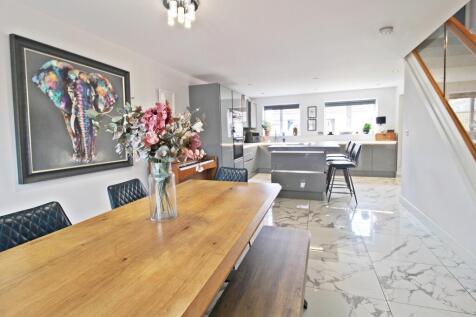 Open Plan Kitchen/Diner/Living Room