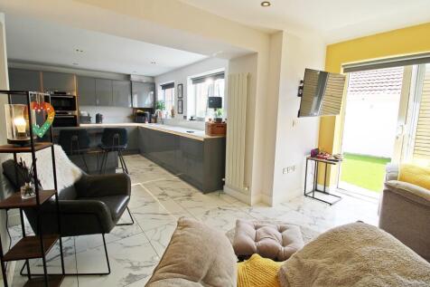 Open Plan Kitchen/Diner/Living Room