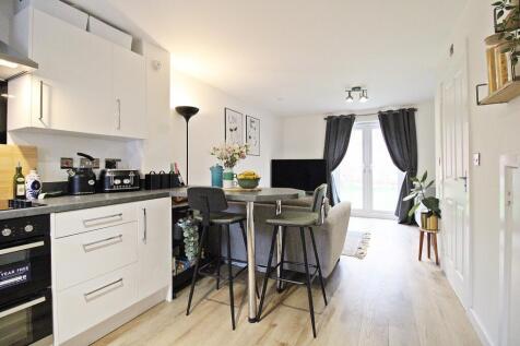 Lounge/Kitchen