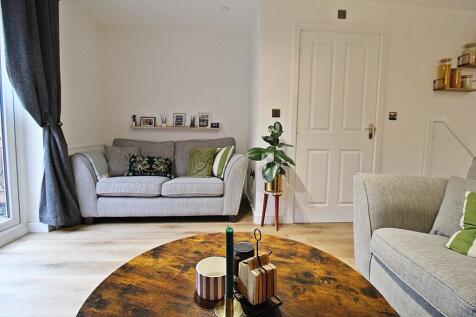 Lounge/Kitchen