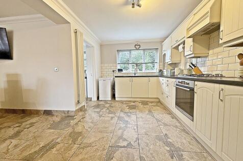 Open Plan Kitchen/Diner/Living Room