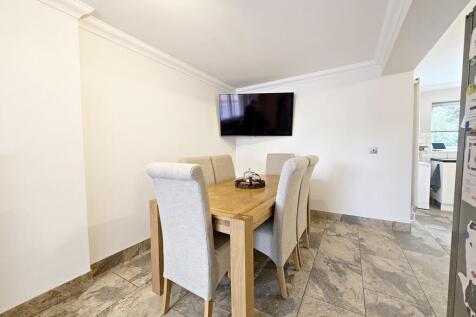 Open Plan Kitchen/Diner/Living Room