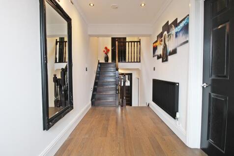 2nd Floor Landing