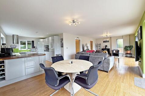 Kitchen/Diner/Living Room
