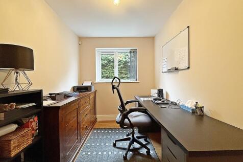 Study/Bedroom