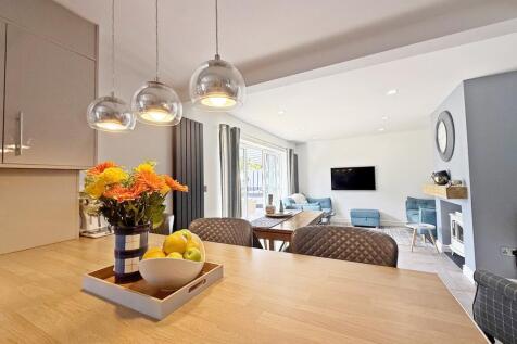 Kitchen/Diner/Living Room