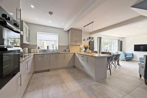 Kitchen/Diner/Living Room