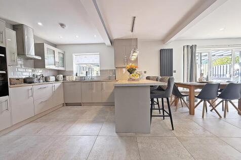 Kitchen/Diner/Living Room
