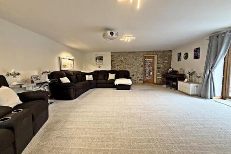 Cinema Room/ Sitting Room