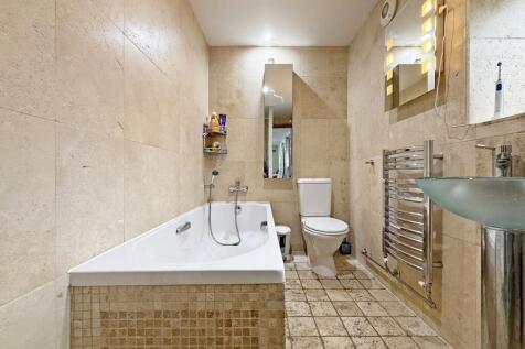 En Suite 2