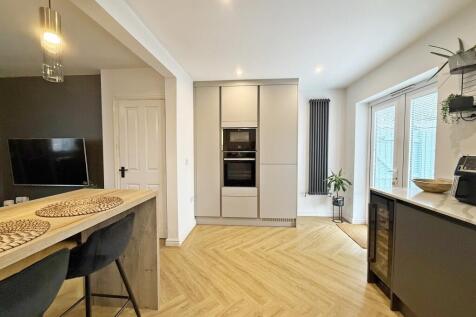 Kitchen/Diner/Living Room