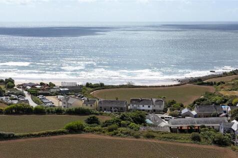 Perranuthnoe Beach