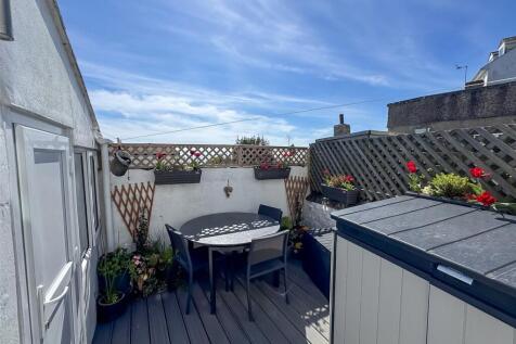 Enclosed Courtyard
