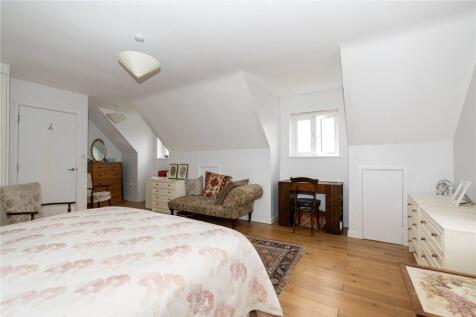 Large Bedroom