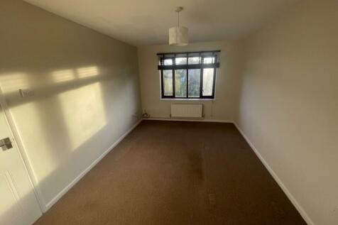 6.LIVING ROOM.jpg