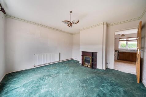 Living Room .jpg