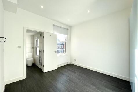 Room 2 Aspect 2.jpg